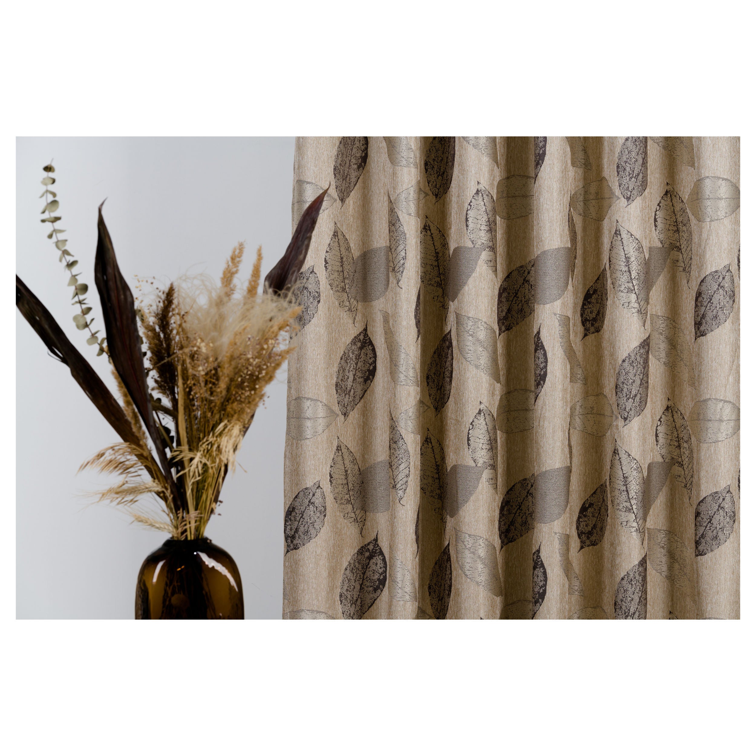 Draperie Mendola Fabrics, model Delancy, Saronga, jacquard, maro-auriu, semiopac, 300 cm