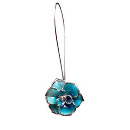 Magnet decorativ pentru perdea si draperie, D 3301, floare, cordon metalic, albastru