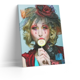 Tablou canvas luminos Fata cu lollipop, CLT0304, Picma, dualview, panza + sasiu lemn, 40 x 60 cm